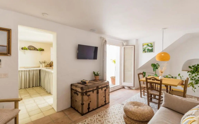 Romantic Ronda garden cottage