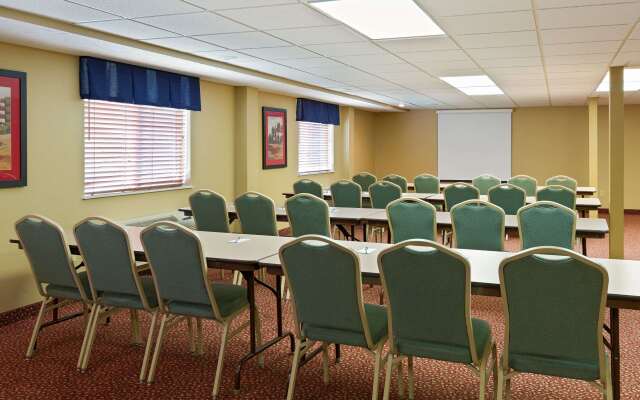 AmericInn by Wyndham Republic