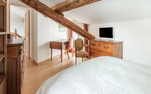 Cozy Holiday Home in Occitanie