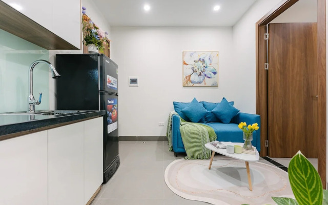 Cindy's Westlake Apartment