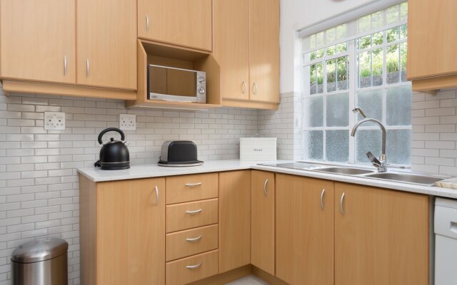 Chesterfield House 7