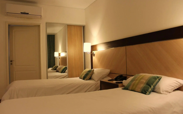 Hotel Plaza Central Canning