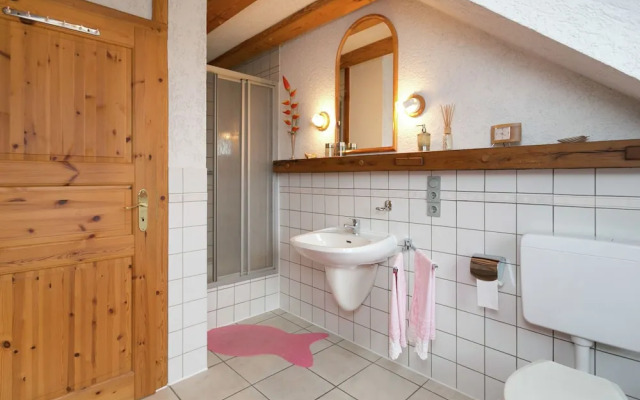 Warm Apartment in Bombogen Germany with Private Parking