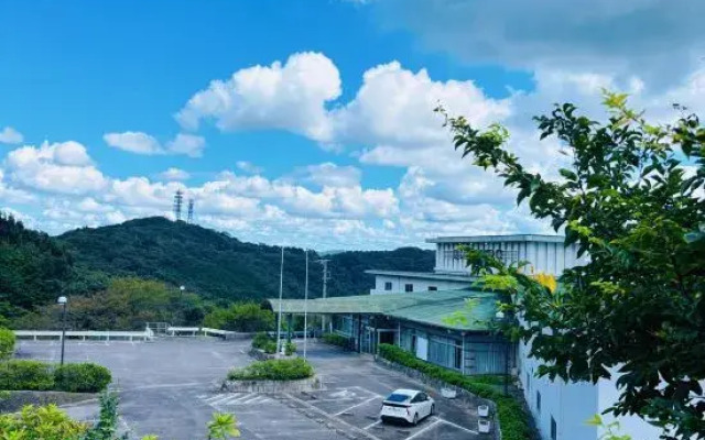 Sanhe Spring hotel
