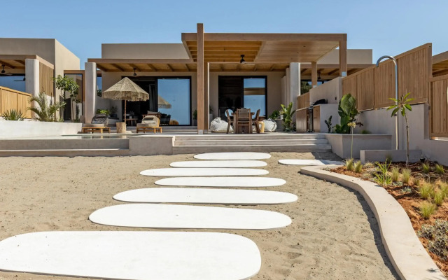 Unique Blue! Resort and Villas Adults Only