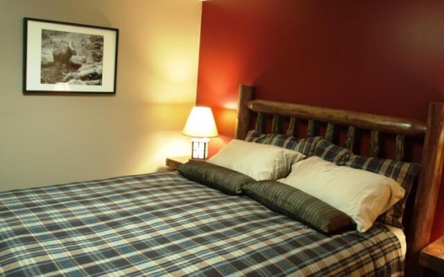 The Moose Haven Suite