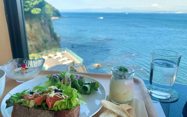 Enoshima Hotel