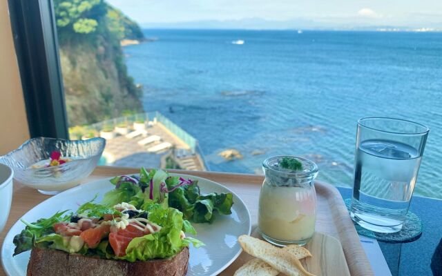 Enoshima Hotel