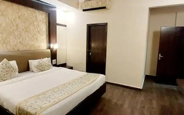 OYO Collection O 80885 Hotel Garden View