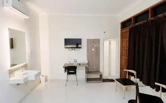 Lambitu Hotel