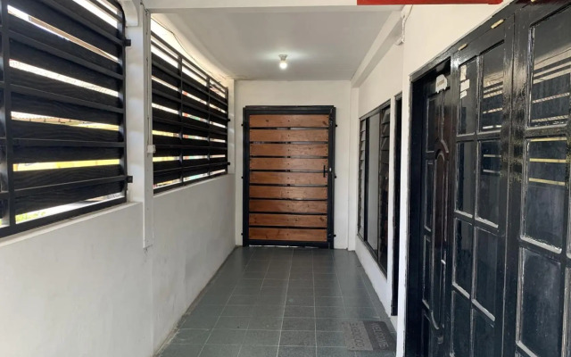 Recharge Cafe & Garasi Homestay