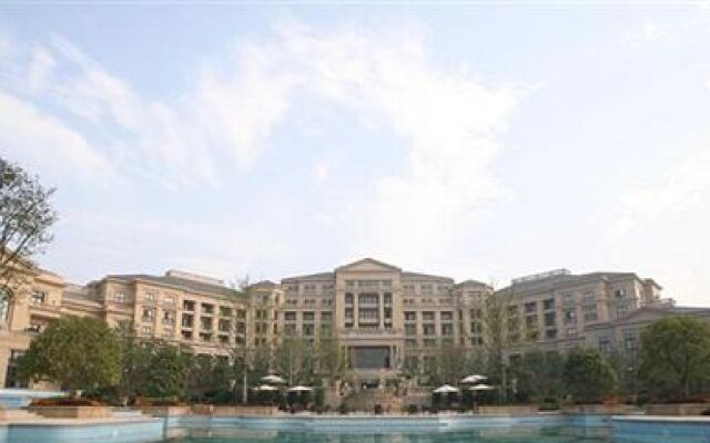 Greentown Landison Hotel - Xinchang