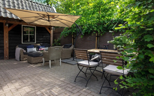 Zenzez Hotel & Lounge