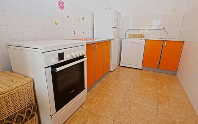 Apartment 1200