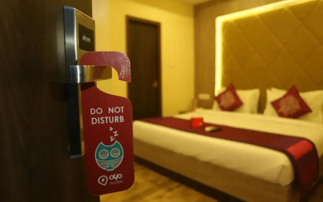 OYO 10222 Hotel Anbu Park