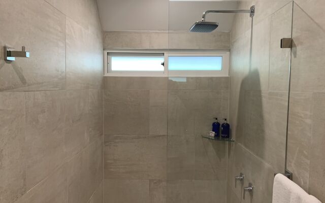 Aves Hotel & Resort - Retreat Center