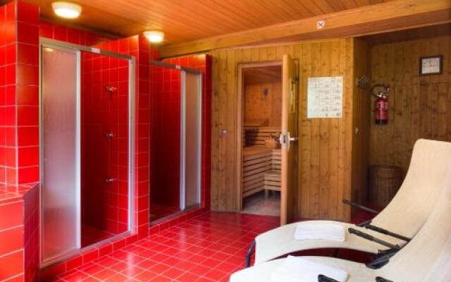 Adria Garni B&B Residence Corvara