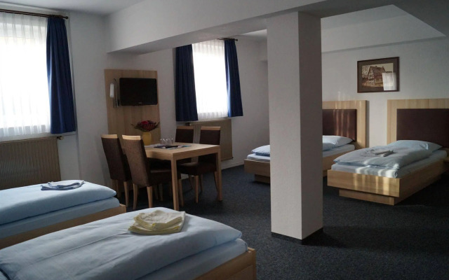 Hotel Am Vogelsanger Weg