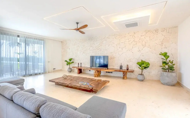 A Tale of Luxury Serenity and Oceanfront Bliss