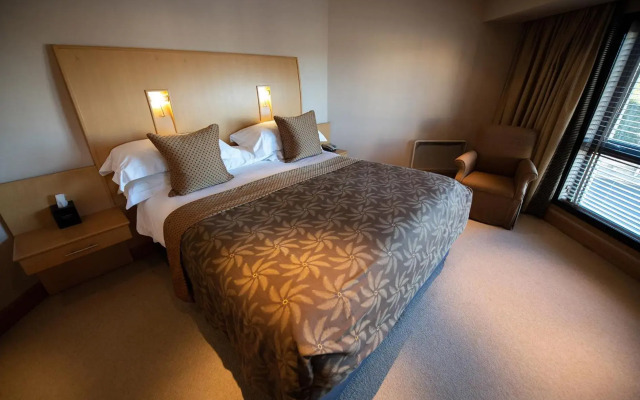 The Mansefield Hotel
