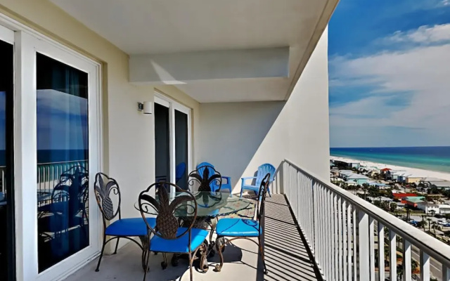 Laketown Wharf #1523