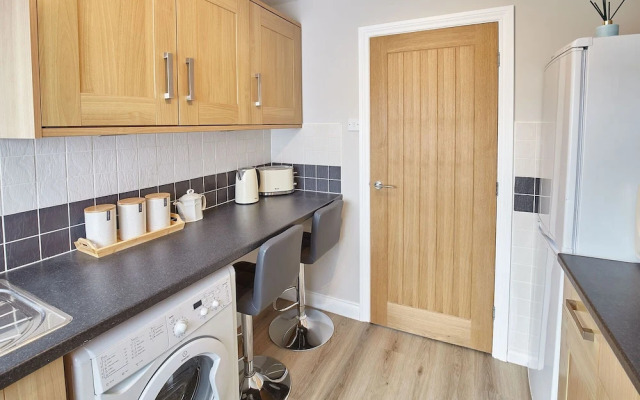 Host Stay Sandling Court