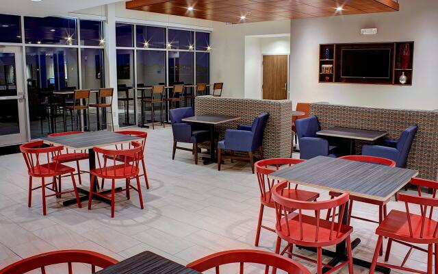Holiday Inn Express & Suites Spencer by IHG