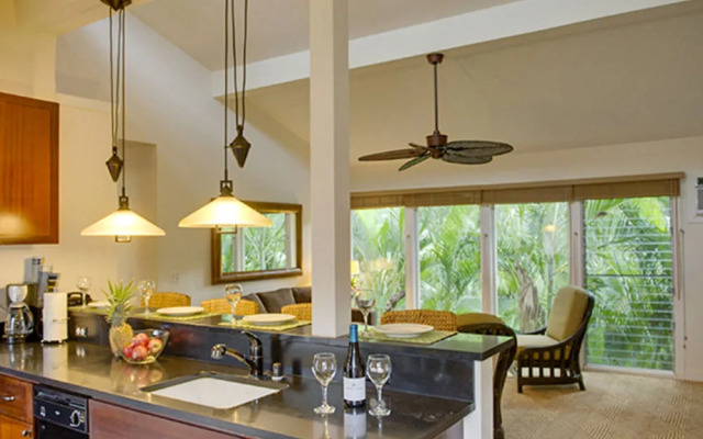 Aina Nalu Condo H208 - 2 Br Condo