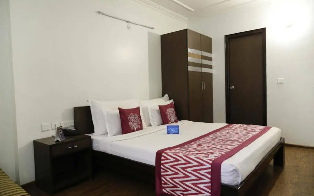 OYO Premium Jaipur Junction