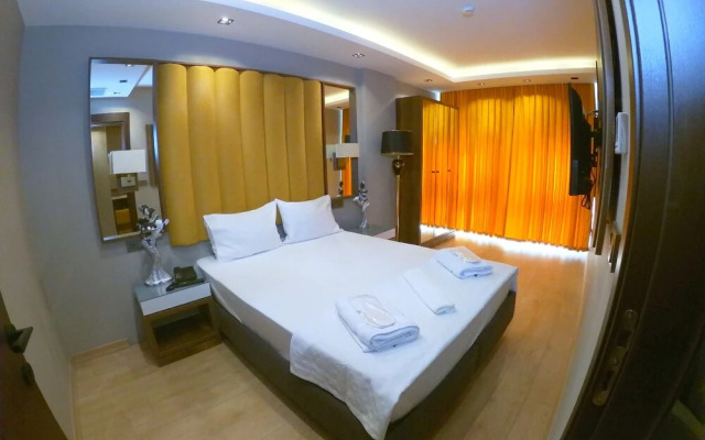 Garden Room Suit Hotel