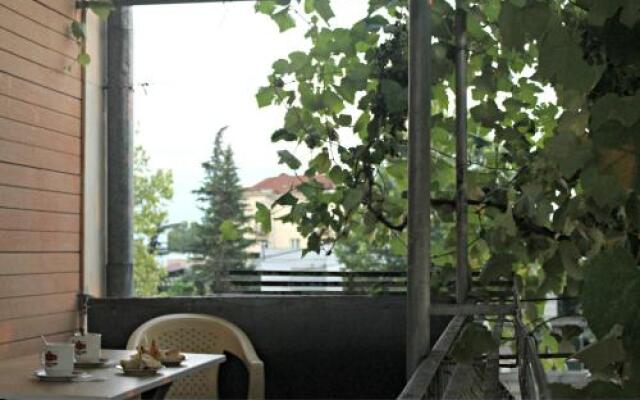 Traveller's House