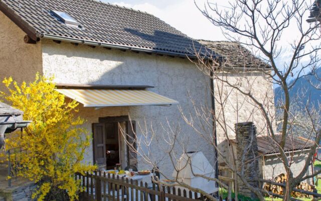 House Marianne Aquila