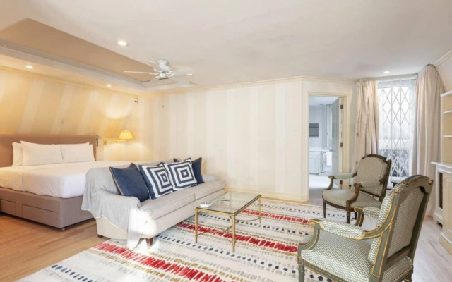 The Heart of Chelsea - Modern Bright 4bdr Home With Gym Parking Patio