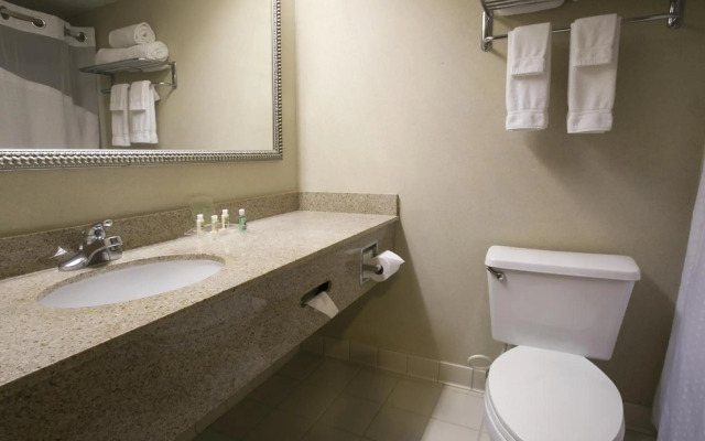 Holiday Inn Express Biloxi - Beach Blvd by IHG