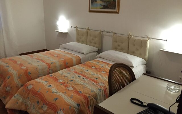 Eden Park Hotel