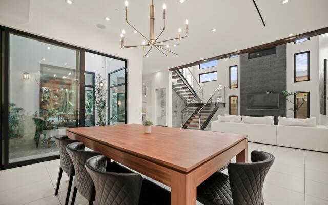 Crescent Heights