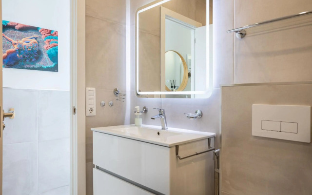 Orlando Eagle Nest by LoveTenerife