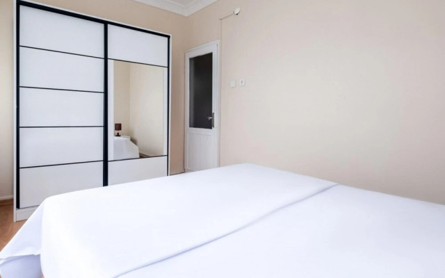 Cozy Flat With Central Location Near Golden Horn