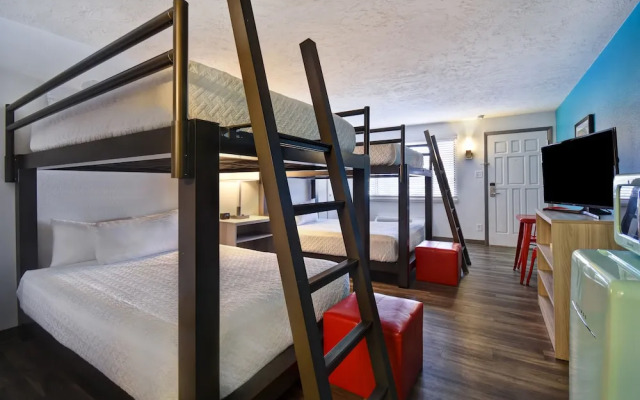 Expedition Lodge