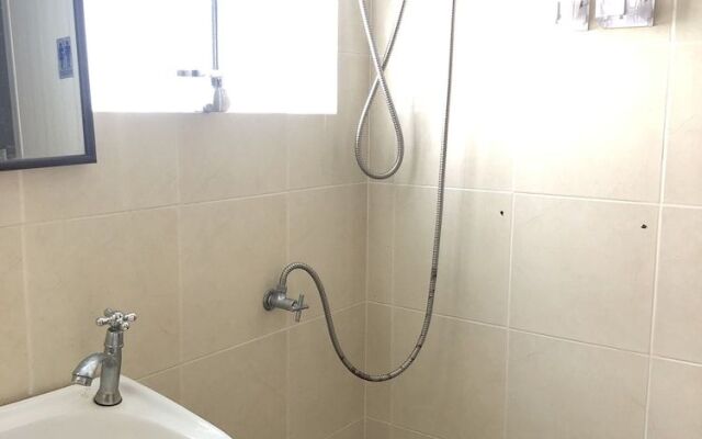 B168 Bed And More Hostel