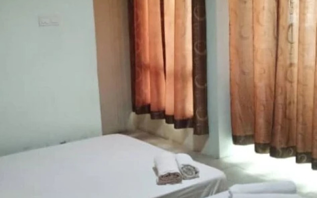 OYO 90109 Fire Fly East Hotel