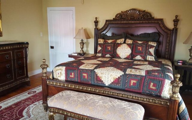 The Swope Manor Bed & Breakfast