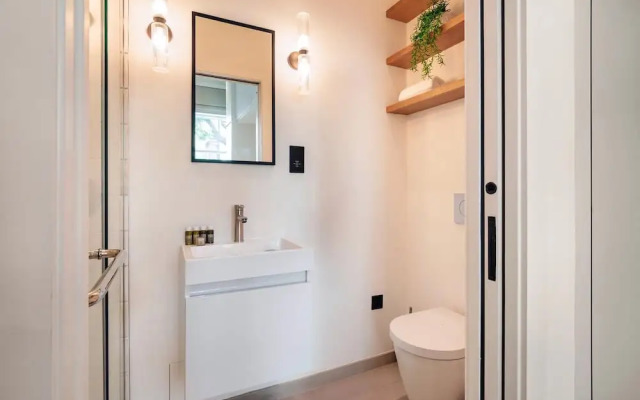 Beautiful Abode In Earl's Court