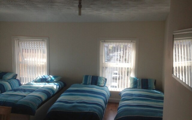 The L4 Studios & Rooms