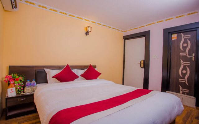 OYO 252 Hotel Black Stone