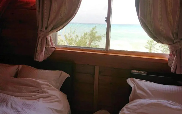 Garden Beach House – Guest Rooms – Motobu