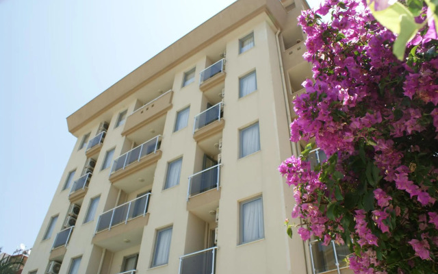 Santa Marina Hotel