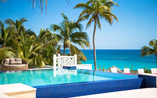 Coral Sands Inn & Cottages