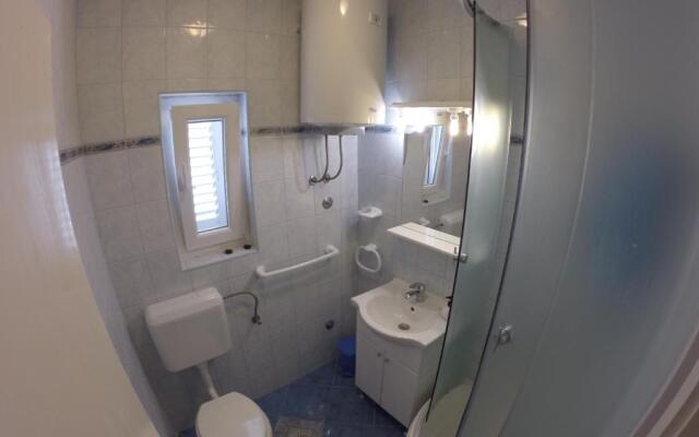 Apartment Lara Pisak