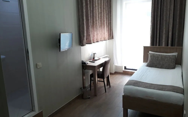Hotel Nizami Street